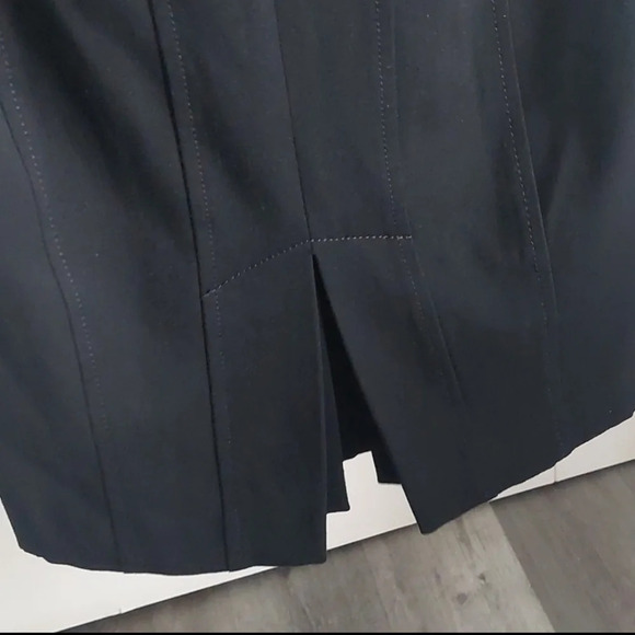 Express A line pencil skirt Business Casual Black 6 minimalist - Picture 4 of 4